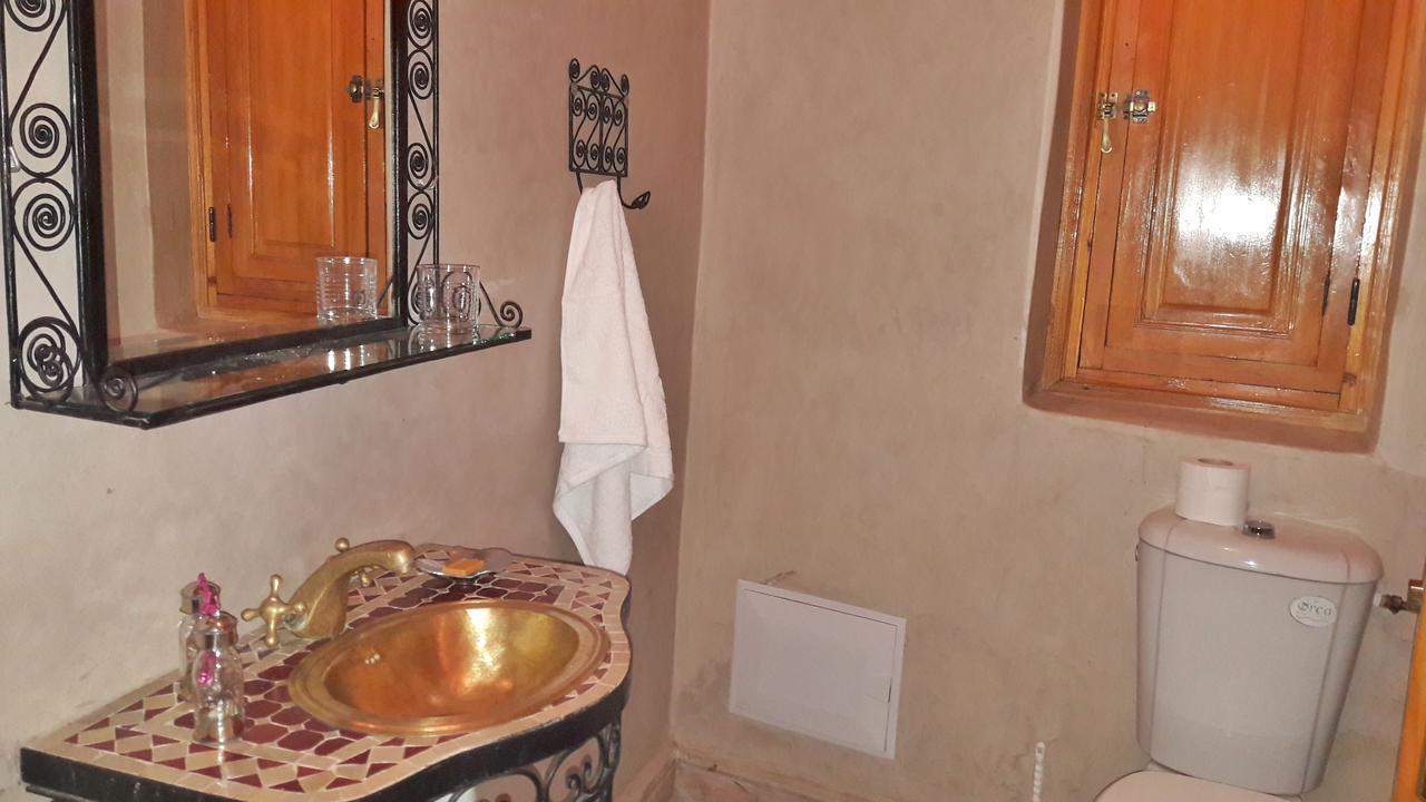 Riad La Porte Des 5 Jardins Marrakesh Exterior foto