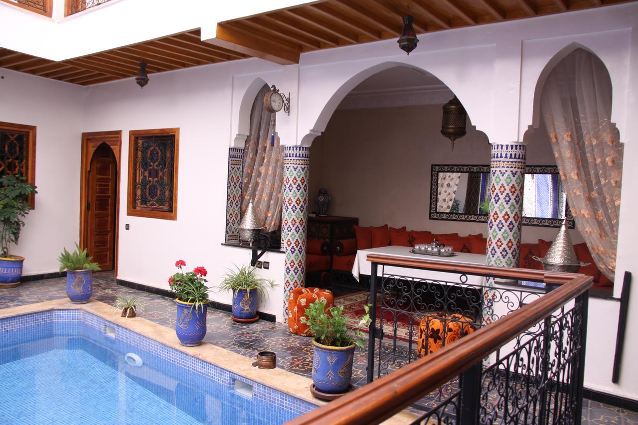 Riad La Porte Des 5 Jardins Marrakesh Exterior foto