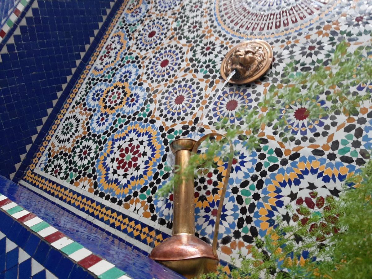 Riad La Porte Des 5 Jardins Marrakesh Exterior foto